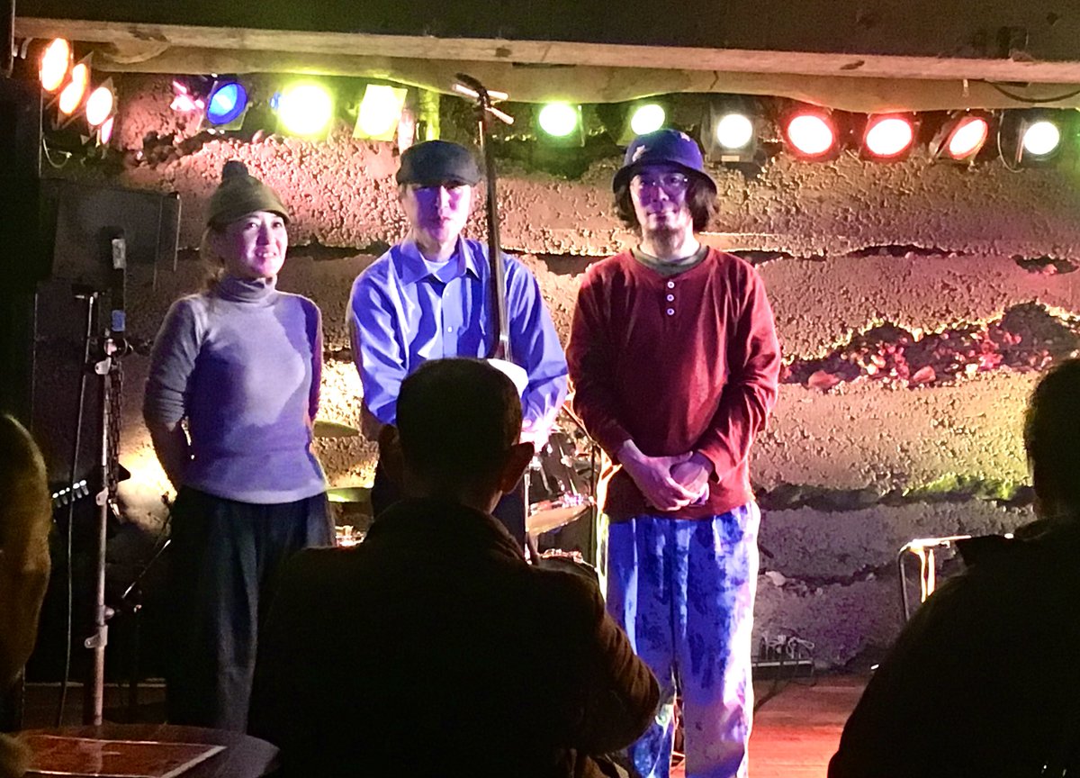 12/21  上野茂都『唄草子2025 参』 
吉祥寺マンダラ２　その３
上野茂都/Vo.三味線.Gt、横山知輝/B.Acc.Vo、みしませうこ/Drs