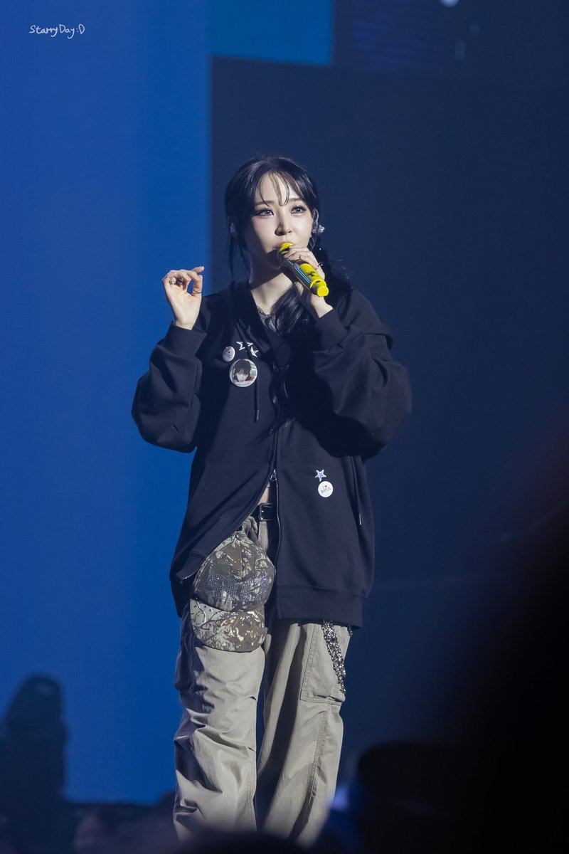 Starry Day tweet media