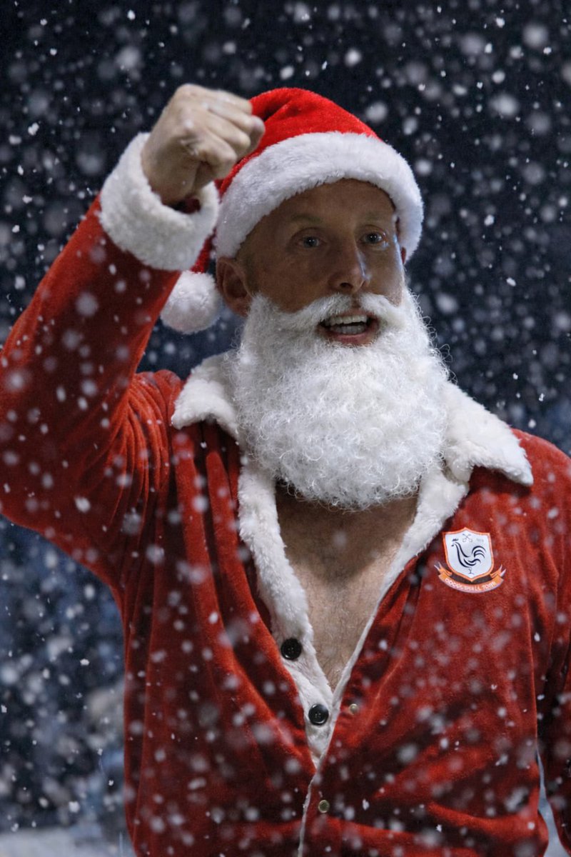 CoggeshallTown's tweet photo. 🎄🎅 Merry Christmas from Coggeshall Town FC! 🎅🎄

Coggeshall Town would like to wish all of our amazing fans, loyal supporters, dedicated volunteers and everyone connected with the club a very Merry Christmas 🎁⚽

Thank you for all your incredible support throughout the year https://t.co/1quvryS1qR