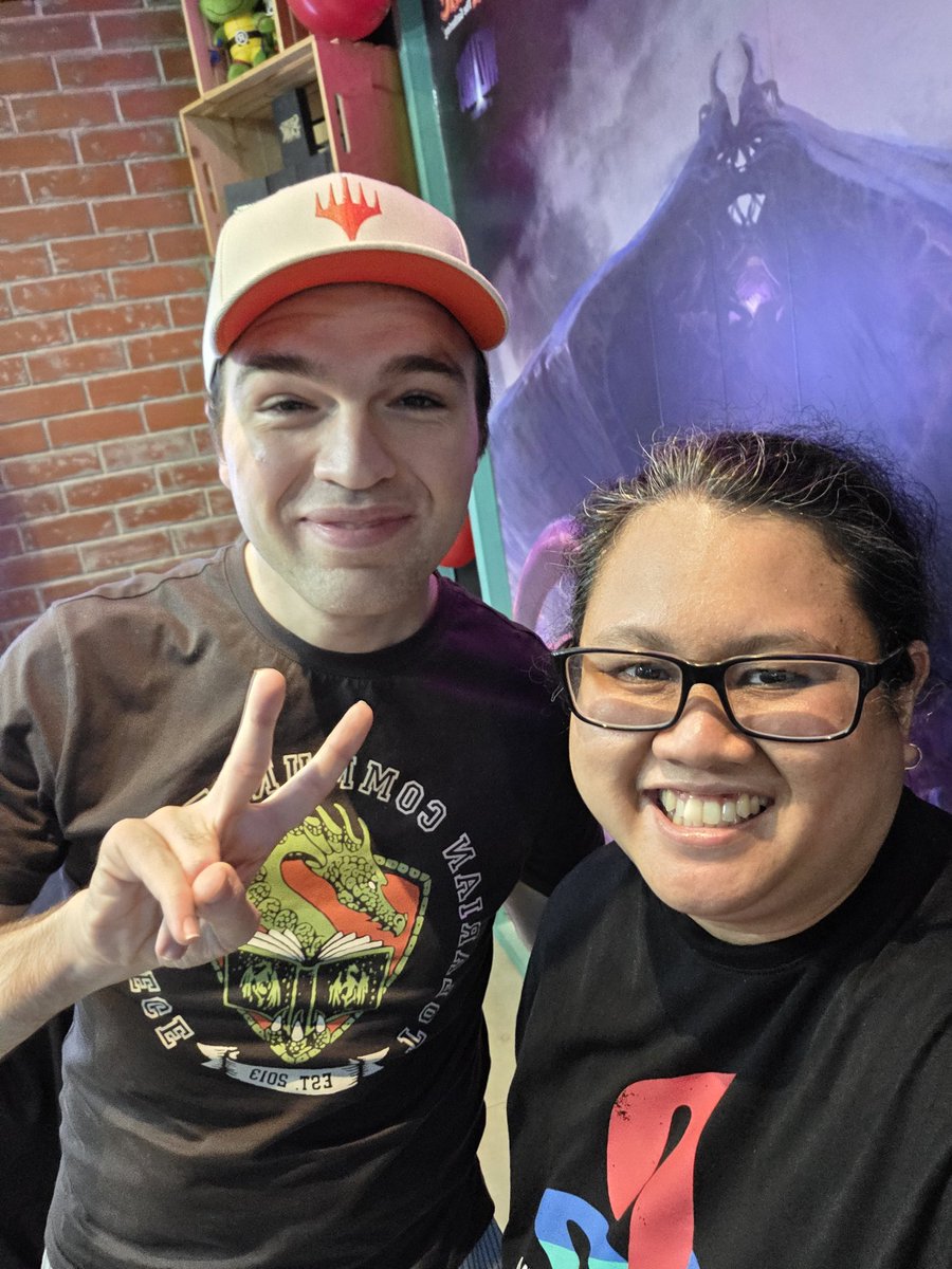 WhaleHeda tweet media