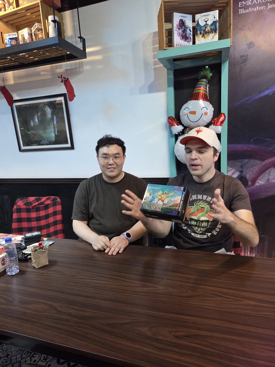 WhaleHeda tweet media