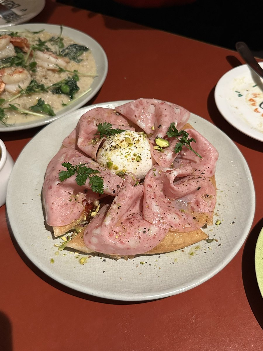 eri68143151's tweet photo. 일본 친구들하고 밥을 먹었던 날🫶
재미있어영!: ) https://t.co/2vei7Erxaw