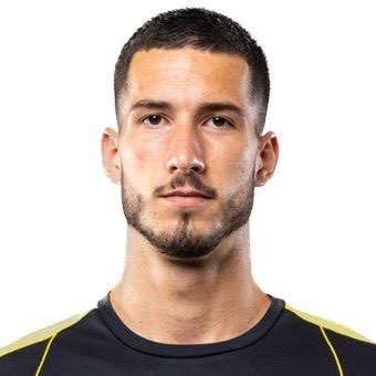 Meni su se od igrača Vukovara svidjeli danas golman i naš rođeni Splićanin Marino Bulat kao i Jakov Puljić ! 👍🏻