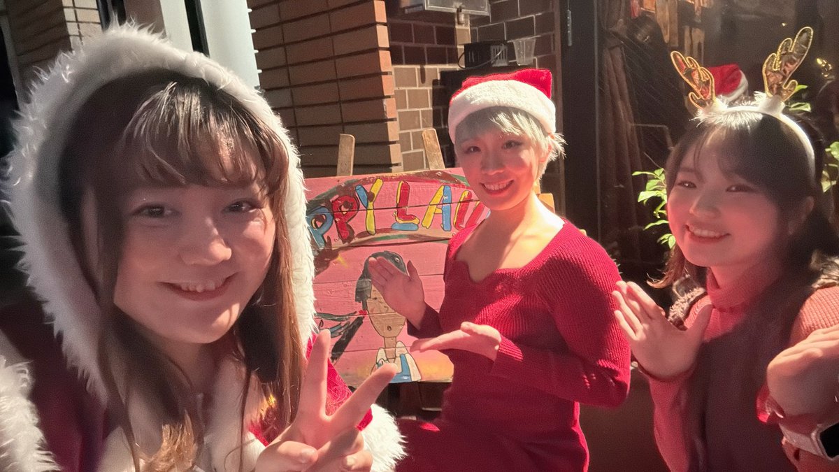 bmkcd's tweet image. 20日セブンデイズ京橋
21日ハッピーローラ三ノ宮
関西二日間ありがとうございました😊
大阪くると元気もらえる❤️‍🔥

そしてYouTubeでは新しいコーナーを開始します↓
⭐️筋肉女子が歌うシティポップシリーズ⭐️真夜中のドア〜stay with me〜松原みき youtu.be/LU8KgQWGdiE?si…