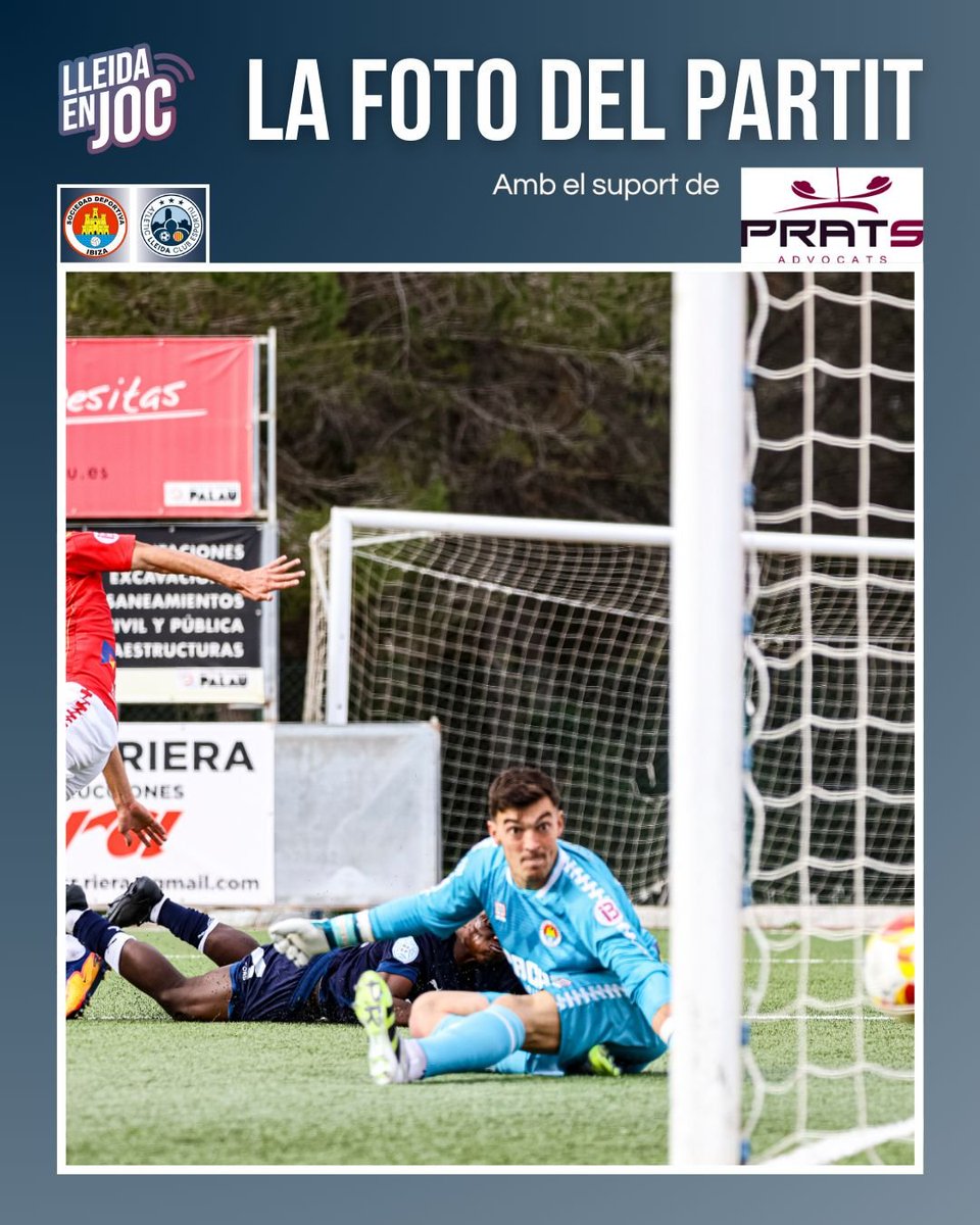 📸 LA FOTO DEL PARTIT

⚽️ L'acció del gol de l'empat de l'<a href="/atletic_lleida/">Atlètic Lleida</a>, al minut 83 de partit, per rescatar un punt vital a Eivissa de cara a la lluita per la salvació!⚔️

🤝 Amb el suport de <a href="/pratsadvocats/">Pratsadvocats</a>!

📸 <a href="/Ingrids_photos/">Ingrid Segura</a>

#SDIbizaAtlèticLleida #LleidaEnJoc