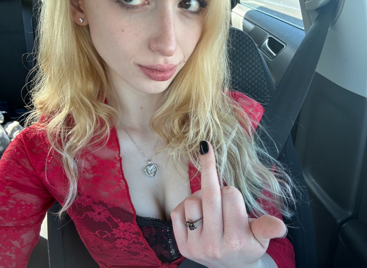 Goddessrockyy's tweet image. F*ck you