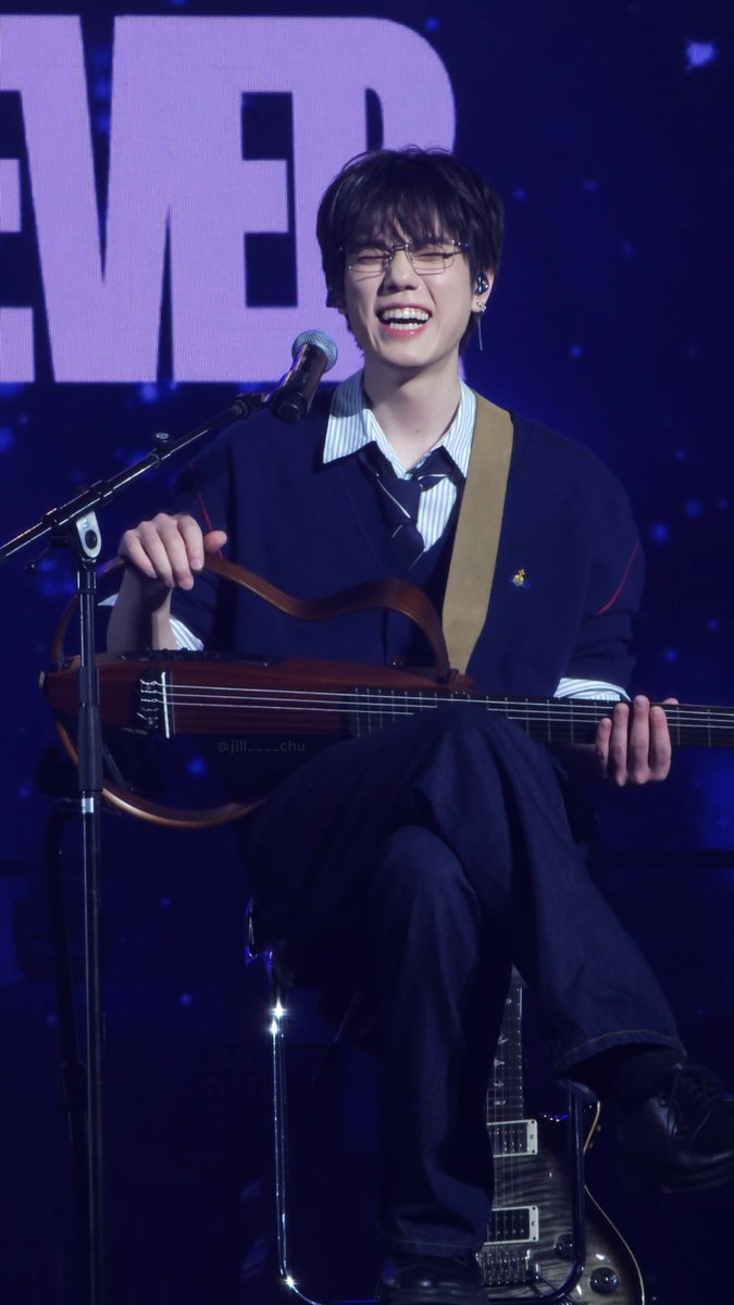 📸251221
N.Flying Live &amp;CON4 Encore Day-3 
#NFlying #엔플라잉 #엔콘 #엔포에버 #Lets_Roll_4EVER 
#ChaHun #차훈