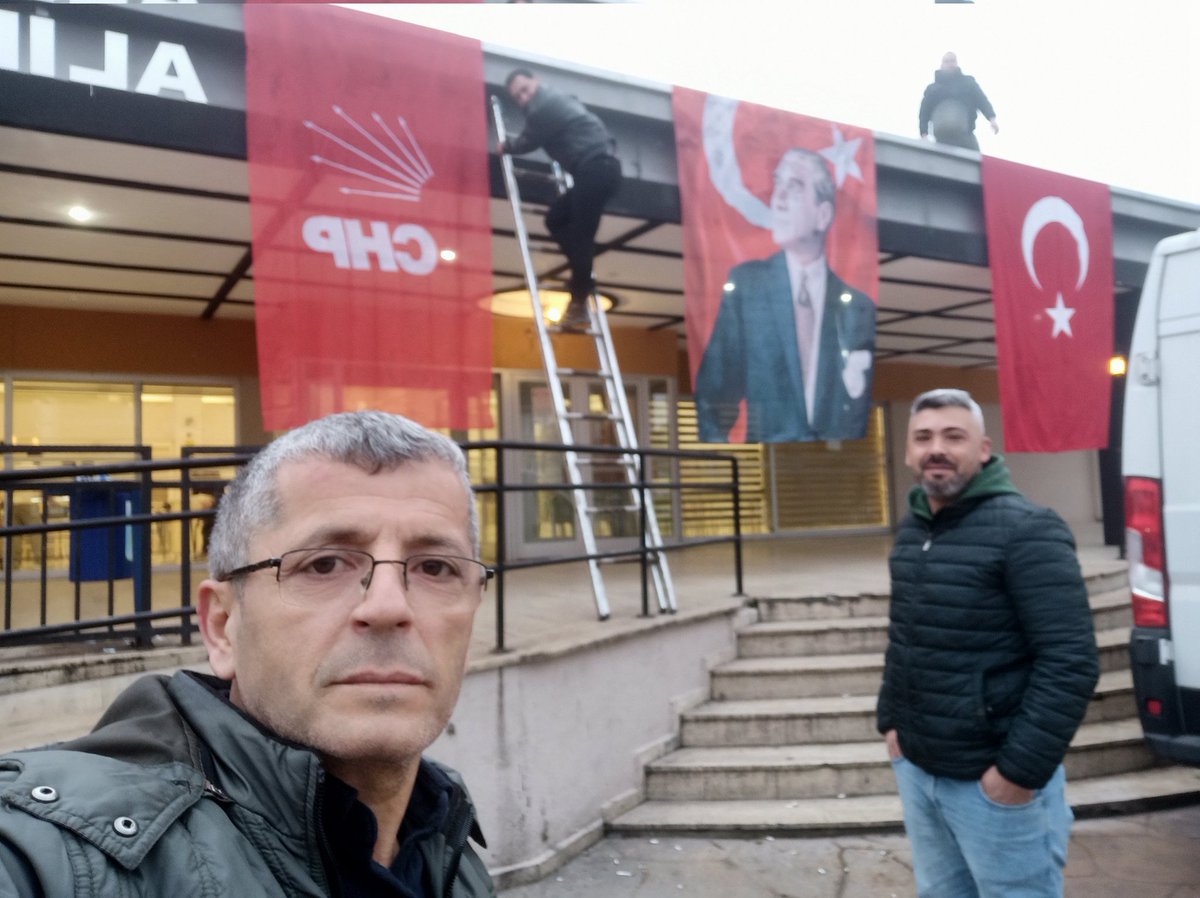 Kurtuluş yok tek başına 
Ya hep beraber ya hiçbirimiz