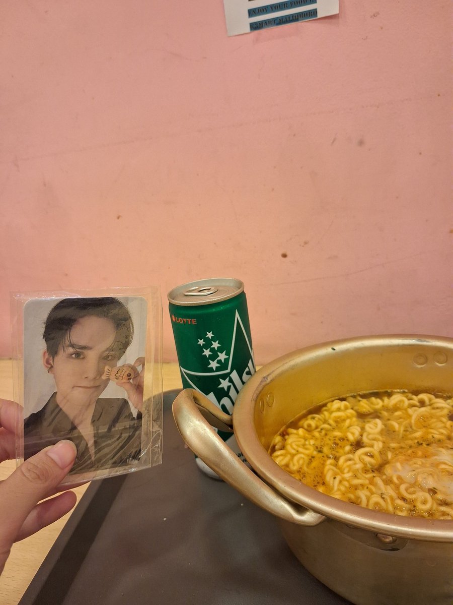 damdadinn tweet media