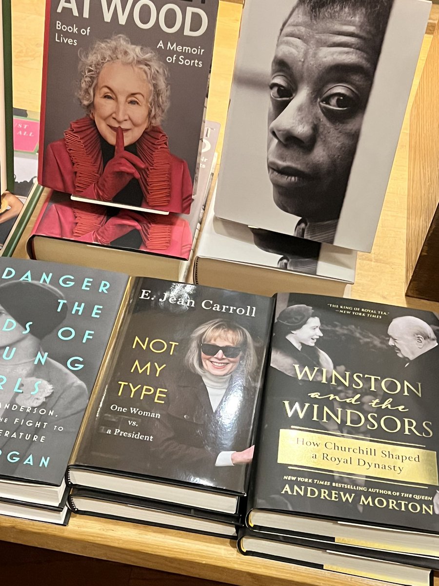 MASTER STUDENT🤲🏾 tweet media