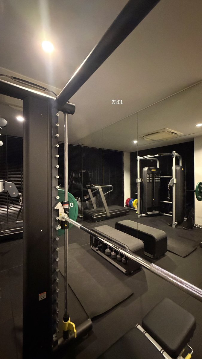 IGs : zeepruk

✌🏻💪🏻

˚𖤐 <a href="/zee_pruk/">Z</a> 𖤐˚
#ZeePruk #Zunshine