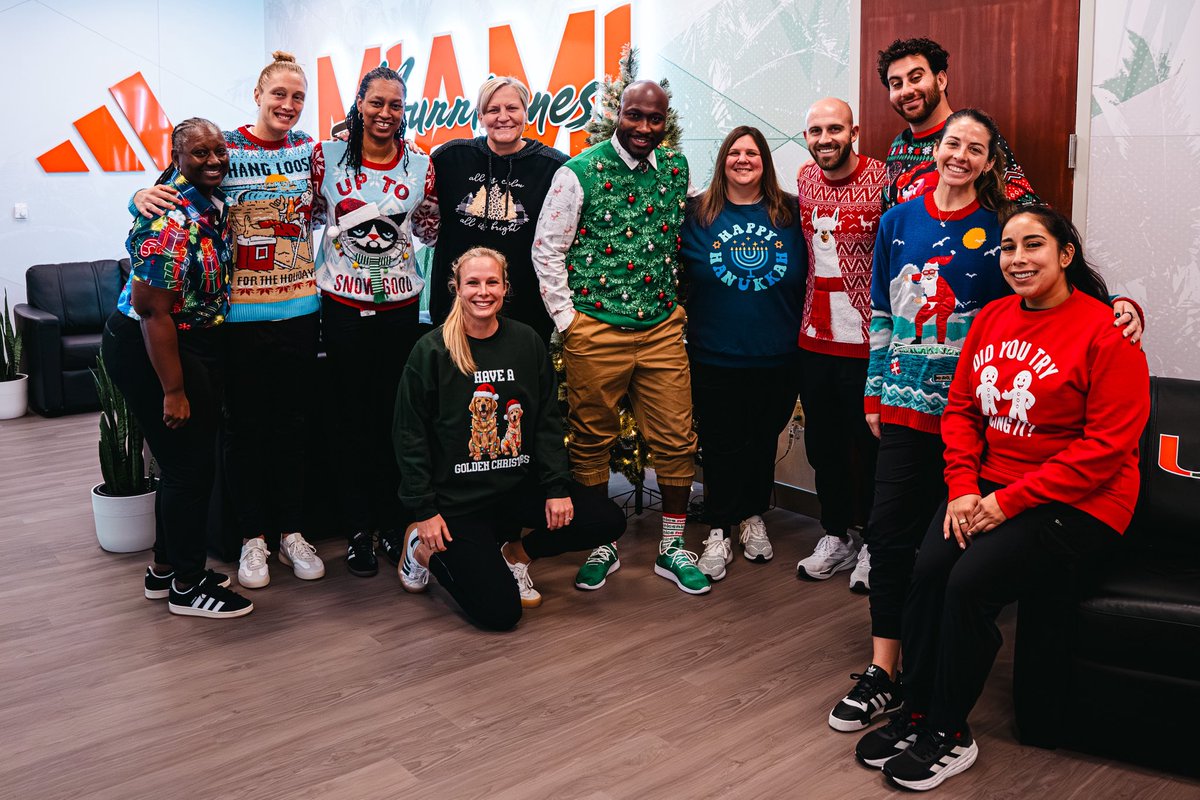 Hurricanes Women’s Basketball tweet media