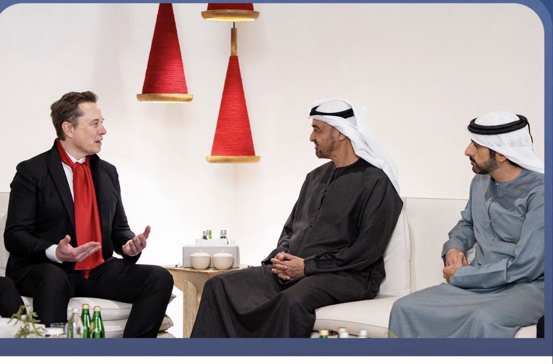 • زعماء السياسة والتكنولوجيا والمال في
                                العاصمة #ابوظبي
 
مرحبا الساع🤝 <a href="/EmmanuelMacron/">Emmanuel Macron</a> <a href="/elonmusk/">Elon Musk</a>