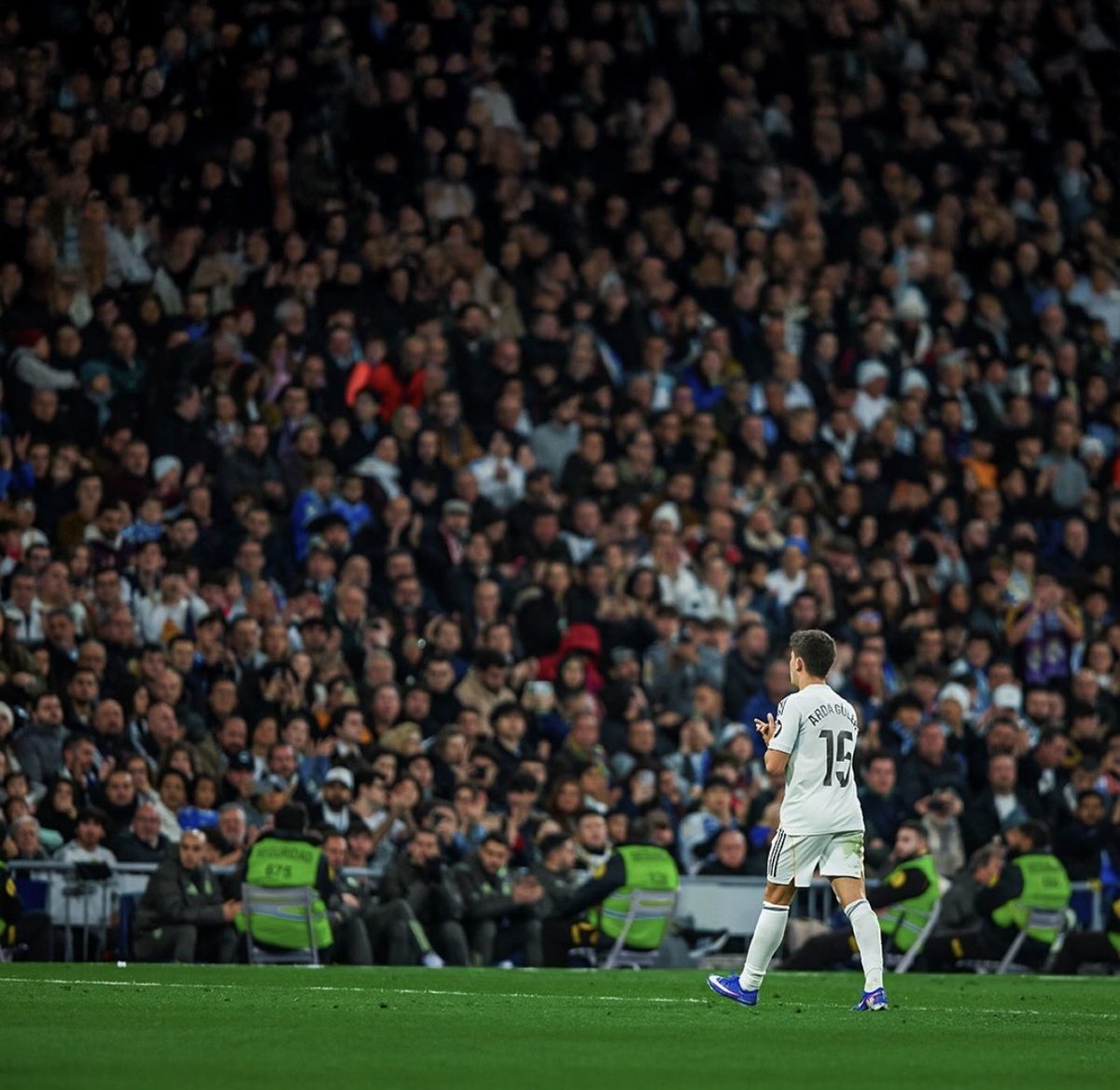 📲 Arda via IG: “We will come back stronger and we will never stop fighting. See you in 2026, Madridistas. Happy New Year to everyone!” 🤍