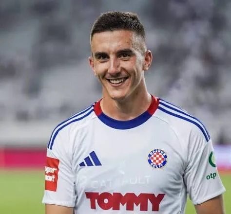 Michele Šego mora malo više pripaziti na zaleđa,a Zlatko Dalić mora malo više pripaziti na Šegu! ❤️💙👍🏻