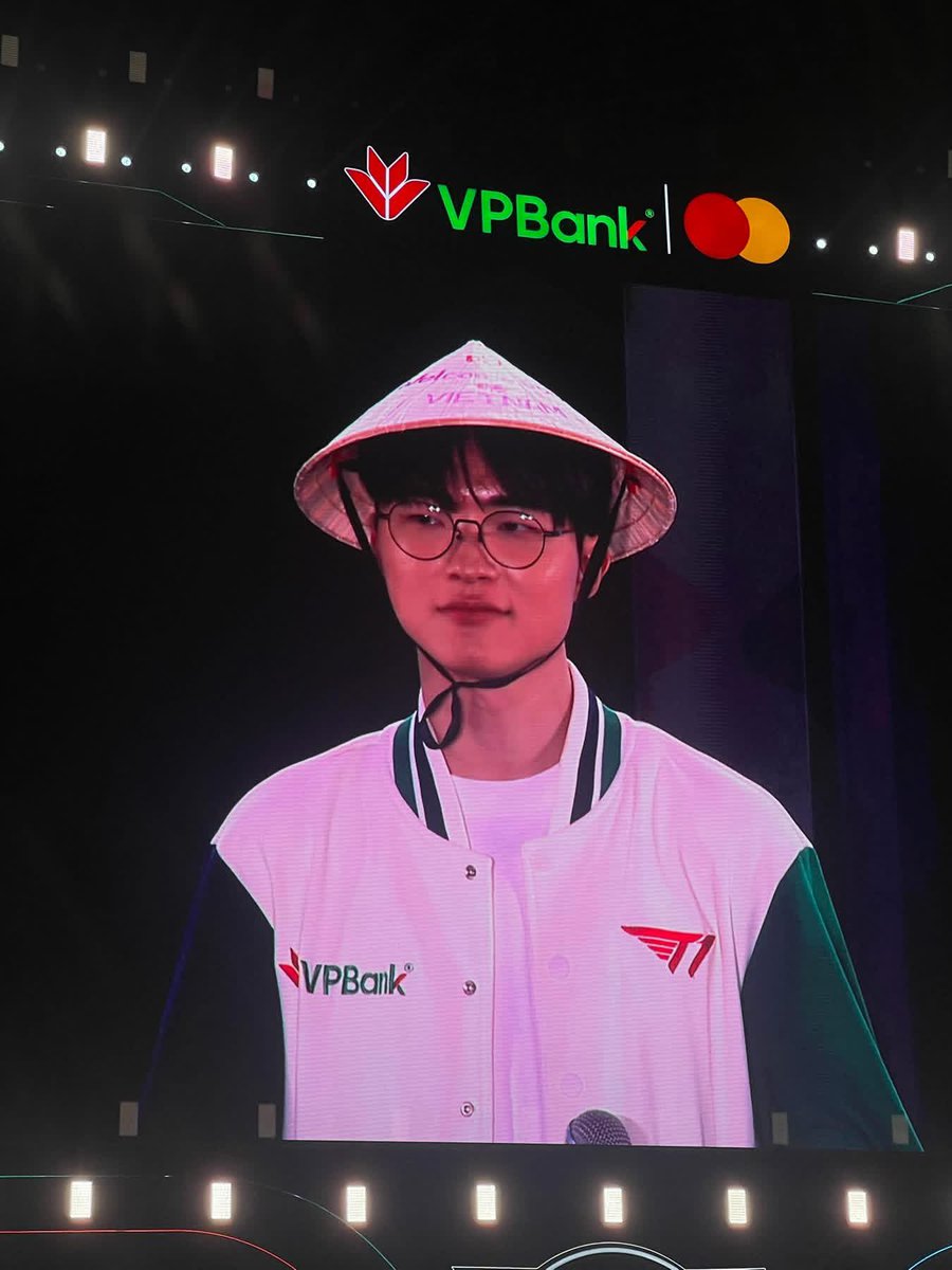 FakerVNFan tweet media