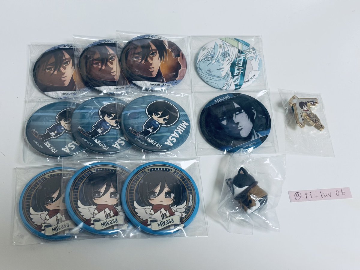 ミカサ様おまとめ専用 交換・譲渡】 進撃の巨人 ミカサ グッズ 譲：画像1〜 求：同異種ハンジ