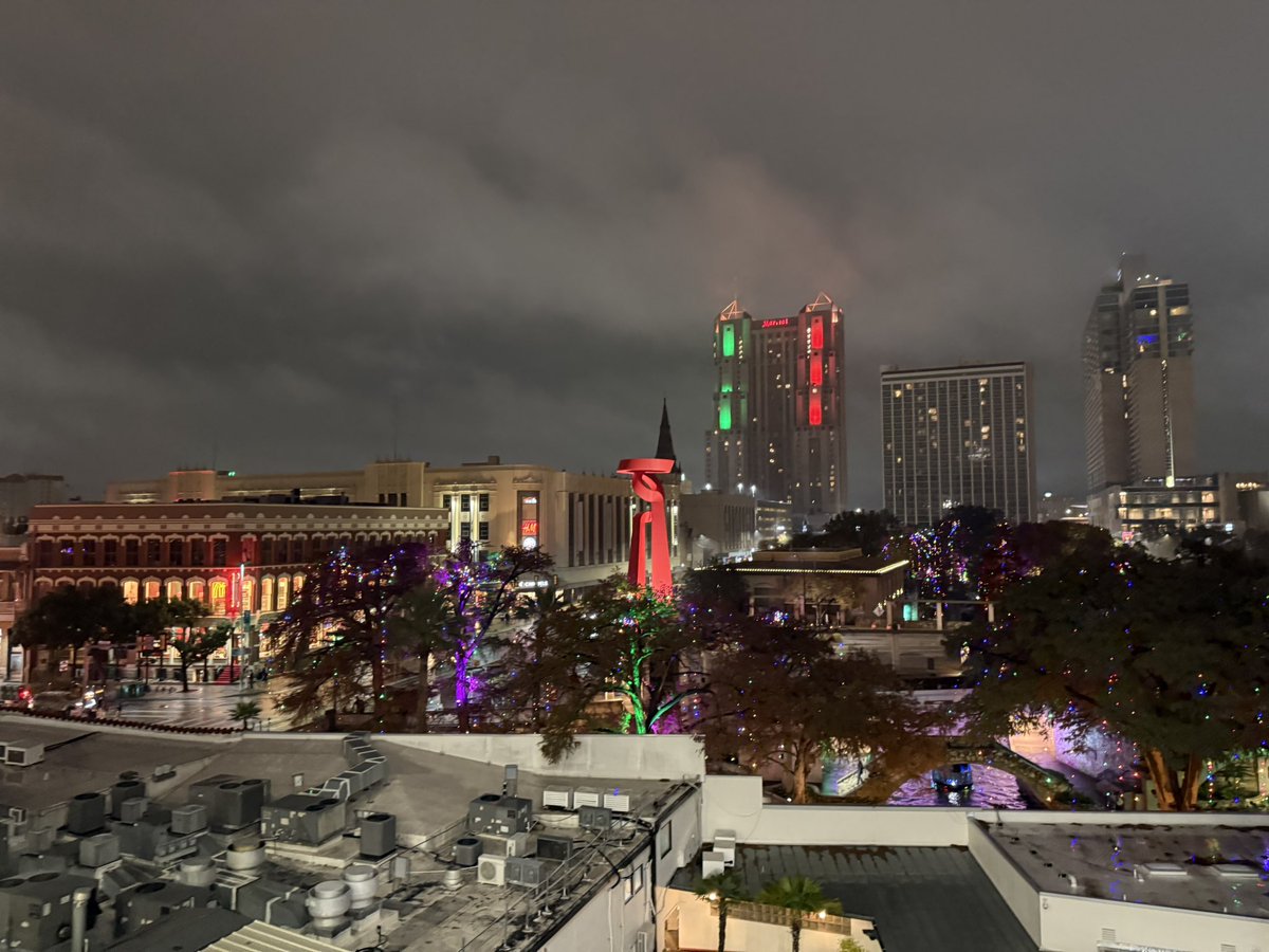 devinfl0's tweet image. San Antonio, Texas