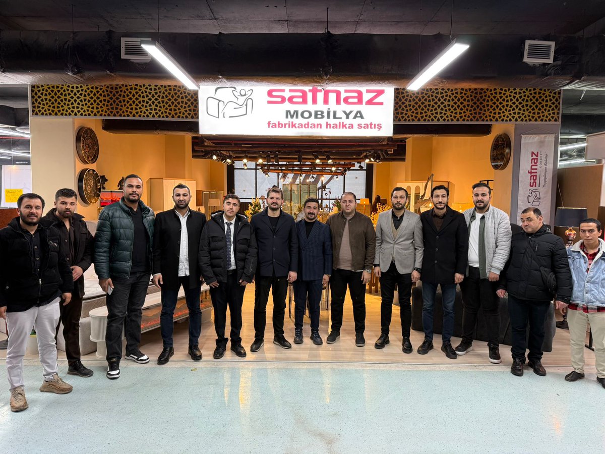 Asas Mobilya AVM’nin açılışına, GBB Başkan Vekilimiz Halil Uğur ve yönetim kurulu üyelerimizle birlikte katılım sağlayarak İl Başkan Vekilimiz Sait Göktekin’in iş yerini ziyaret ettik.

Yeni iş yerinin kendilerine hayırlı olmasını temenni ediyor, bol ve bereketli kazançlar