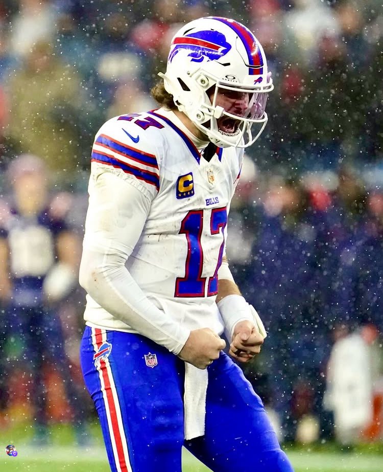BillsOnReal's tweet photo. Go Bills!

(Say it back for good luck) https://t.co/xmlUrEBlYy