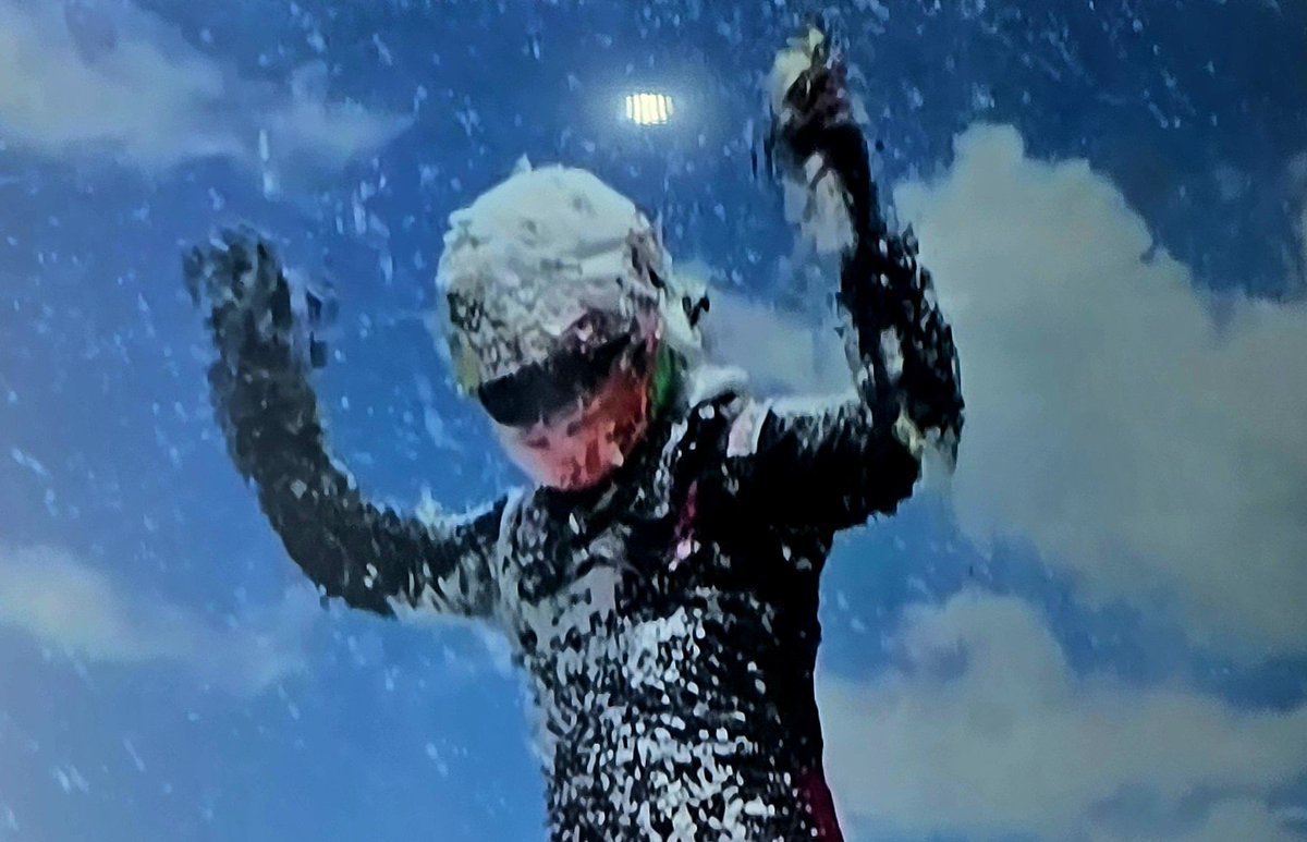 Que victoria de <a href="/Gabyelleon/">GabrielPoncedeLeon</a> con el gran auto que le entrega el equipo Corsi Sport, fué su triunfo N⁰ 26 para el de Junín en <a href="/SuperTC2000/">TC2000</a> y el de Del Viso <a href="/rossimatias/">Matias Rossi</a> Logró su 6to. Campeónato en la categoría con Toyota.