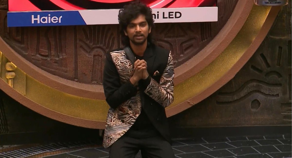 sai_whispers's tweet image. All the best, FJ 💙

Again, you were sent out ONLY because you were a threat to Vikram &amp;amp; Parvathy.

Proper narrative was set last week &amp;amp; you were evicted this week.

#BiggBossTamil9 #FJ #BiggBoss9Tamil