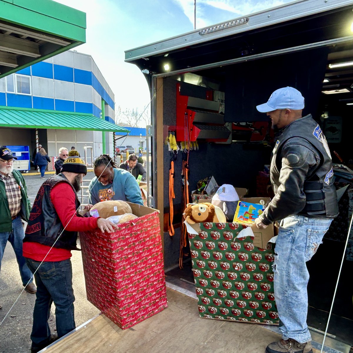 Vandalia Health CAMC tweet media