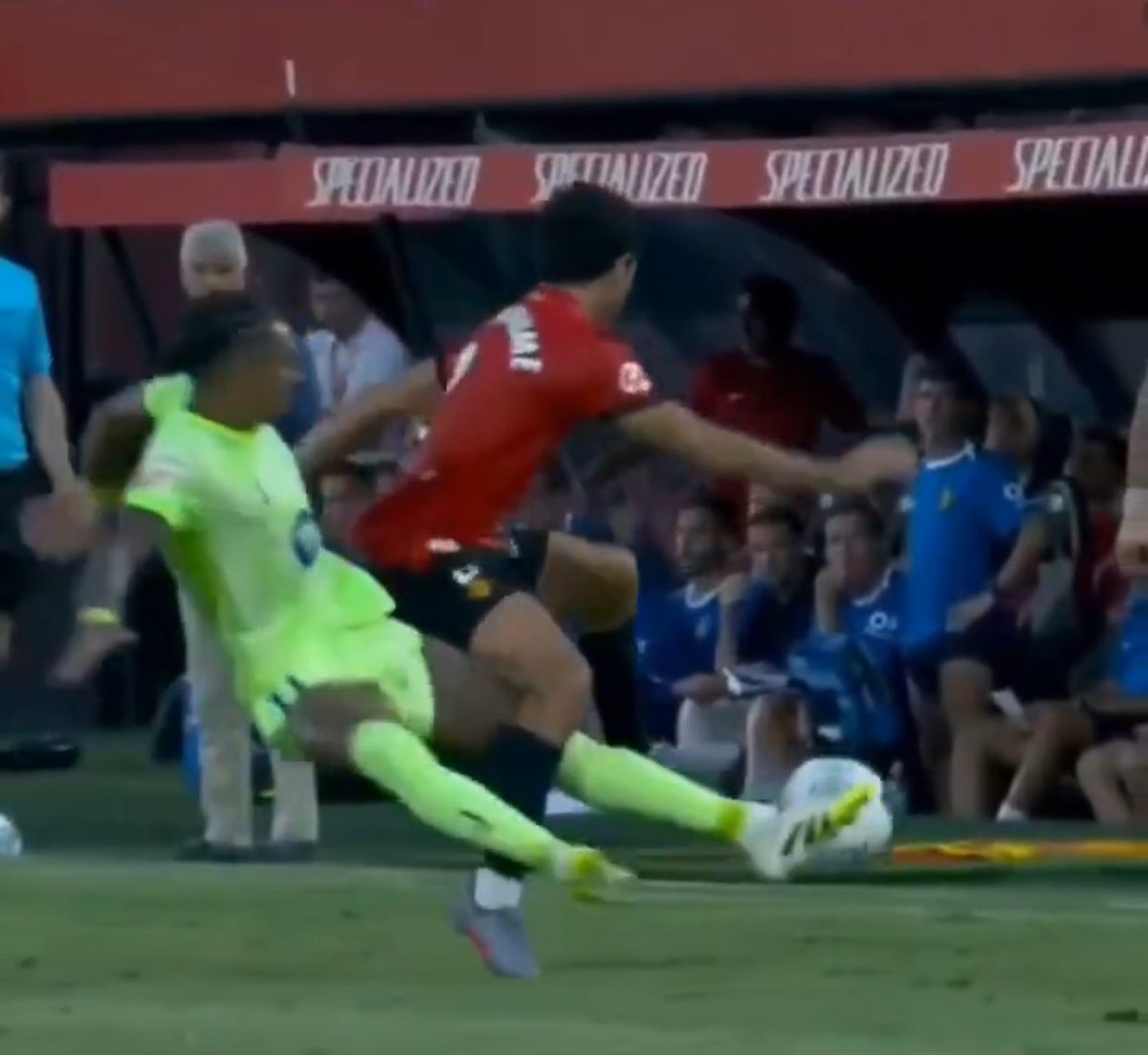 FeyValentine tweet media