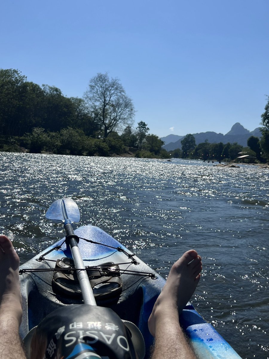 S04964801's tweet photo. Kayaking 🇱🇦
#脚 
#s 
#少年感 https://t.co/ygpPoJO3ly