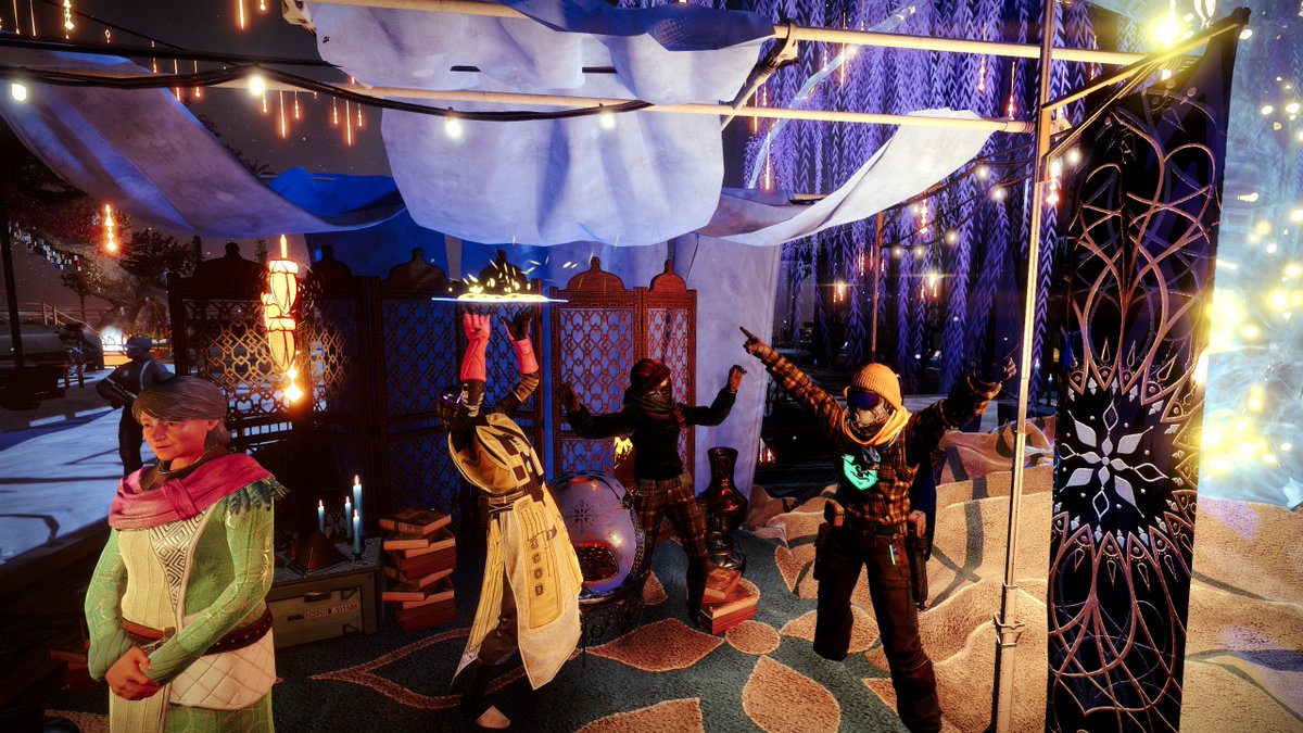 Never too old for grandmas cookies! #DawningFashion2025 

Transmogs below ↓

#Destiny2 #Destiny2Fashion <a href="/MoltenSlowa/">Mitch Alpiner</a> <a href="/A_dmg04/">dmg04</a> <a href="/Destiny2Team/">Destiny 2 Team</a> <a href="/DestinyTheGame/">Destiny 2</a> <a href="/BrunoLouviers/">Br1</a>