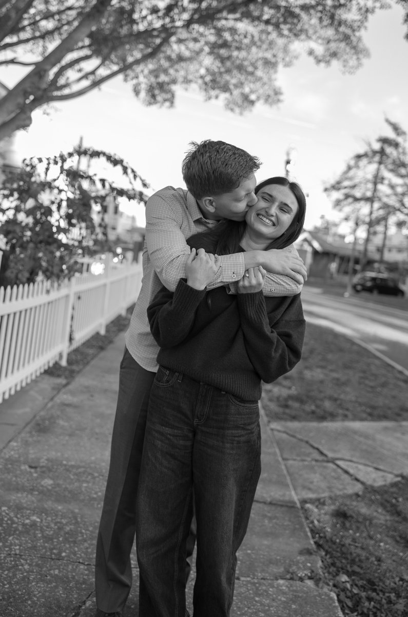 Noah Kent tweet media