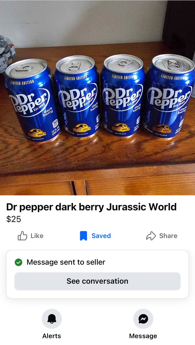 stgenerations's tweet image. All I want for Christmas is for Dr Pepper to make Dark Berry again.
#drpepper #darkberry #drpepperdarkberry