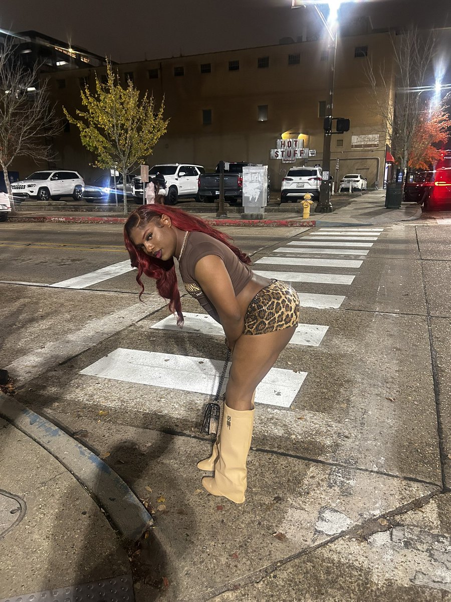 TasteOfKay👅 tweet media