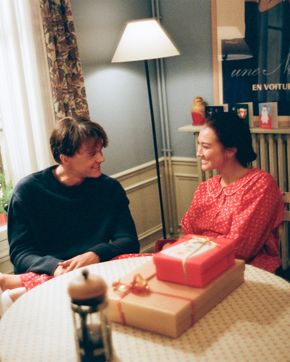 thesummeritp's tweet image. Some Bonrad bliss to celebrate the holiday season

📸: IG/likethejetsons