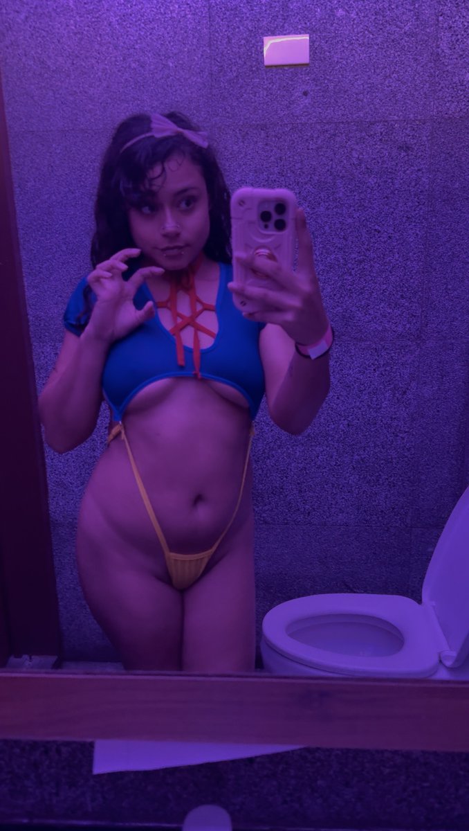 hellazebraUwU's tweet image. hi i’m cute 🥰