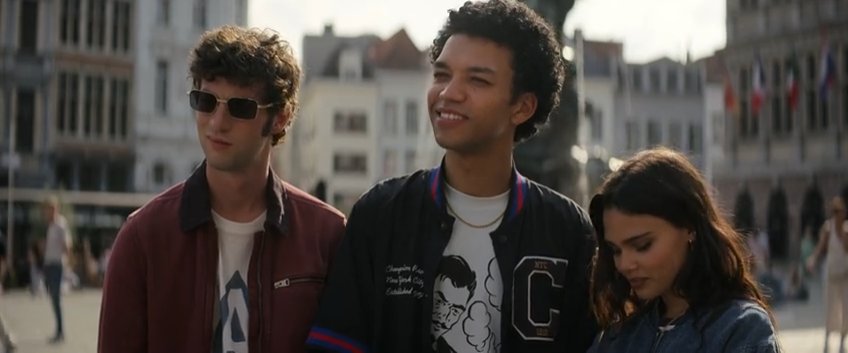 CodingLily's tweet image. We didn't need another 'Now you see me, now you don't' I know now because...what is this? 

Trivia: what's the reoccurring factor in the pics below? 🙄