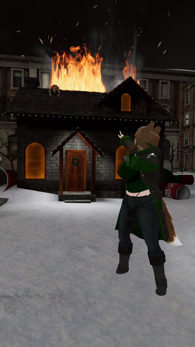 fredemitch's tweet image. Sooooo I was baked af last night to only fall asleep. Slept good but when I woke up found this house like it is. Not my fault though! It was that random guy on the roof I swear. 💚😂😉💚
📸: @Zenvr95