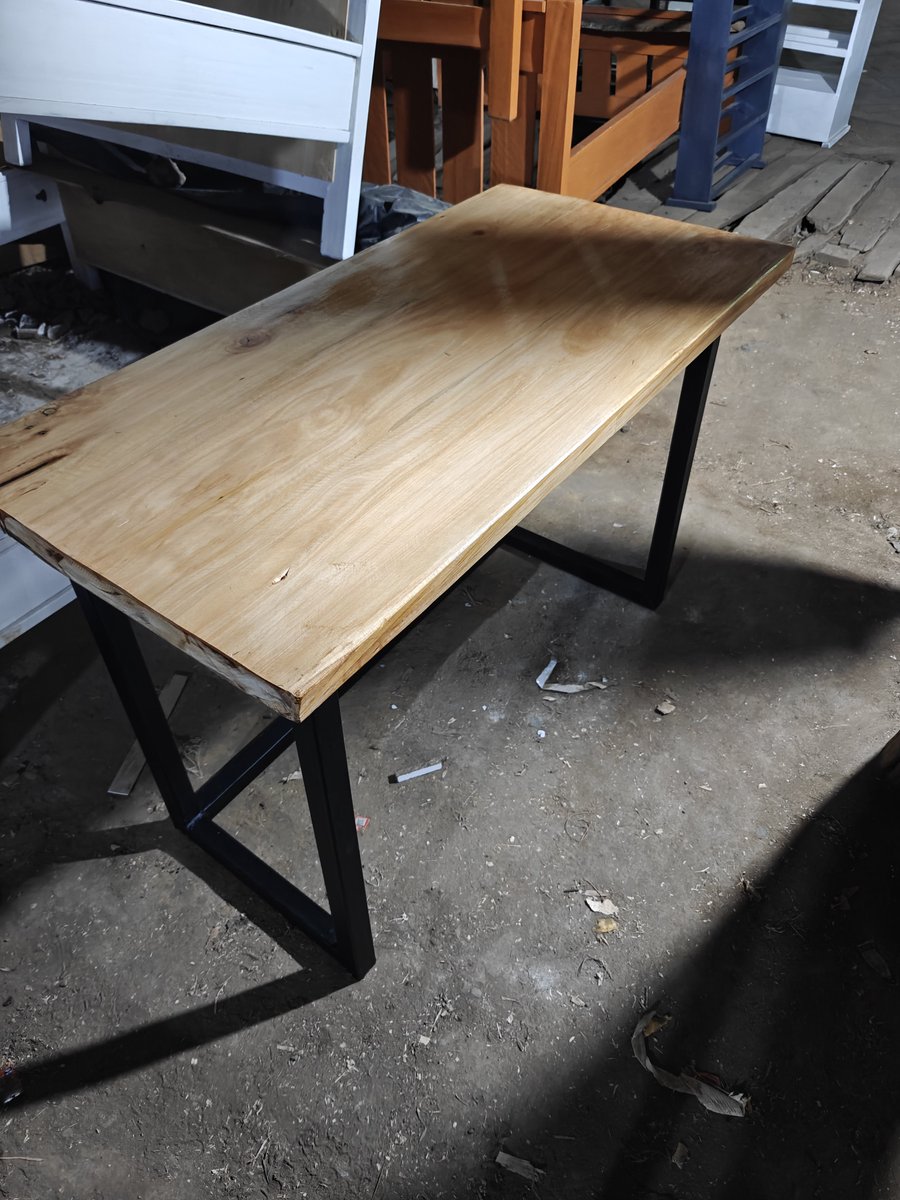 Humphrey Creates tweet media