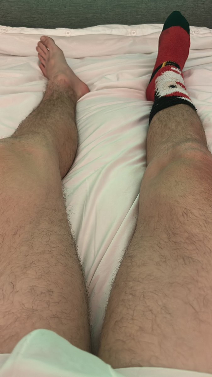 MasterSean_'s tweet image. What side are you going😆