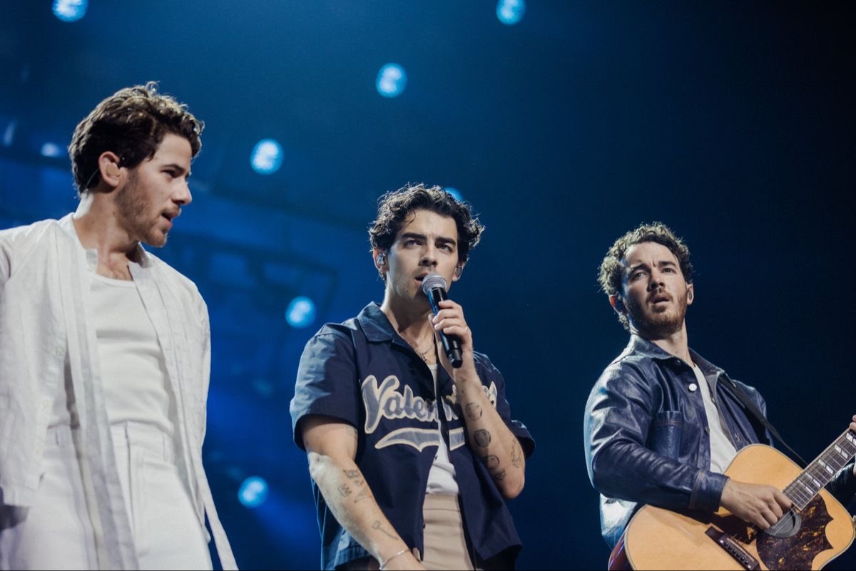 yourjobros's tweet image. Jonas Brothers