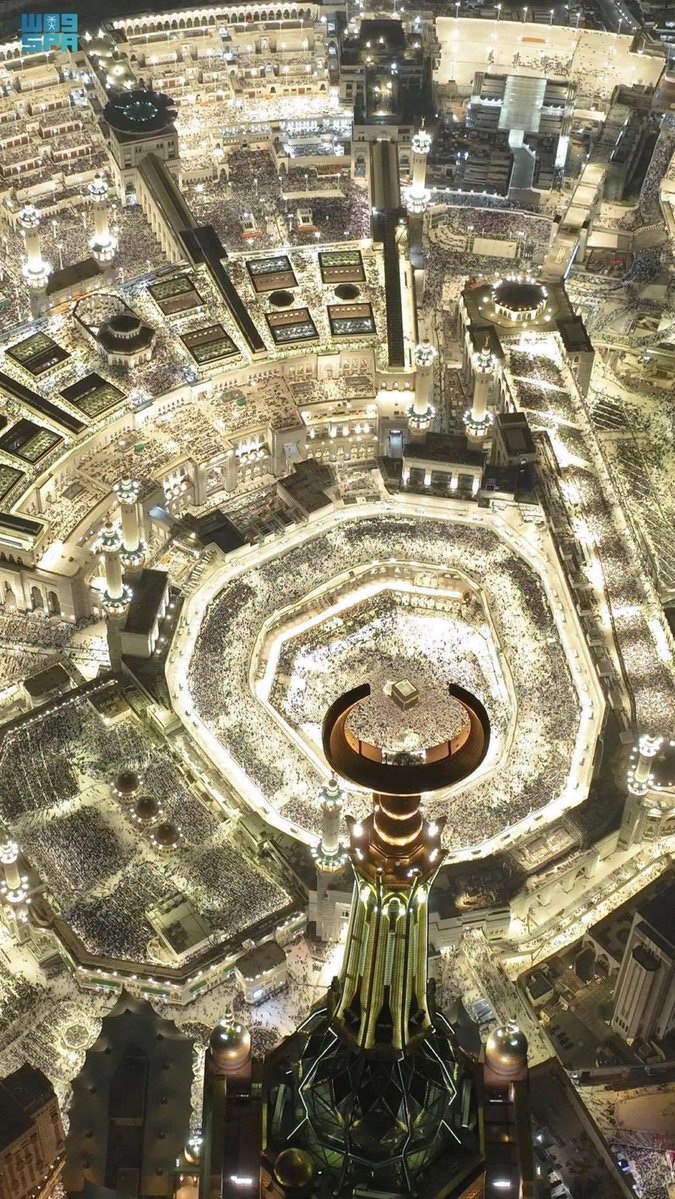 MuslimsMatters's tweet image. May Allah invite you Kabah in 2026.