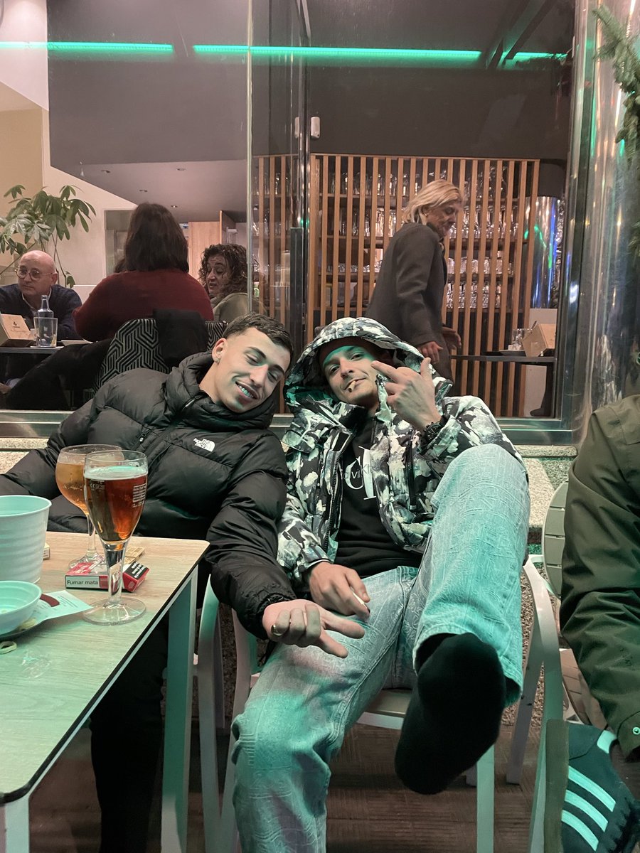 AlphaKariim's tweet image. Ya sabes quien manda, obedece y paga, NADA MÁS, PAGA Y CALLATE🤫🤫💸💸😂