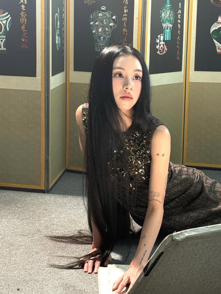 chaeyoung archive tweet media