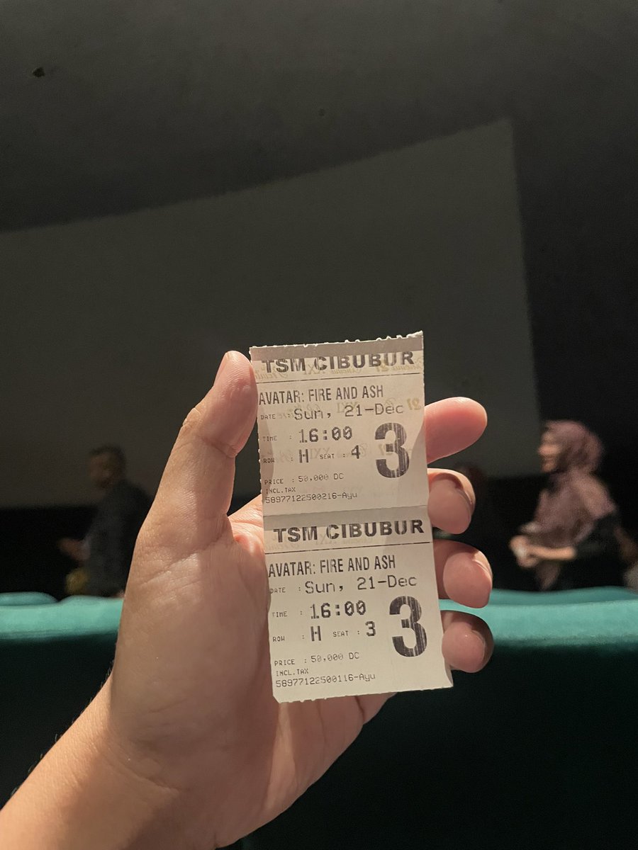 dinobinfinity's tweet image. with her again