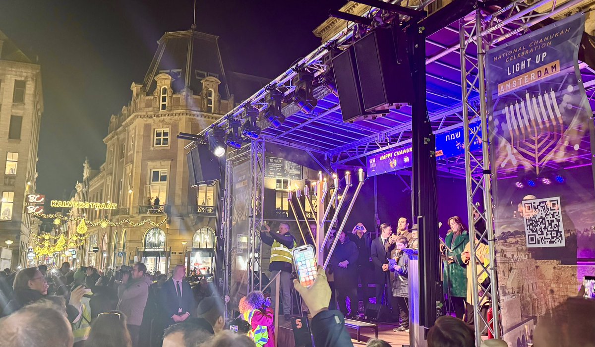 Mark Brown tweet media