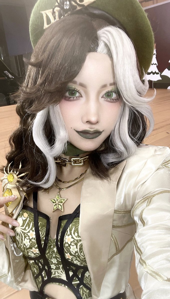 初IJL~❗️校閲者でした🗞🍸色んなブースあって楽しかった🕺
 #第五人格冬物語