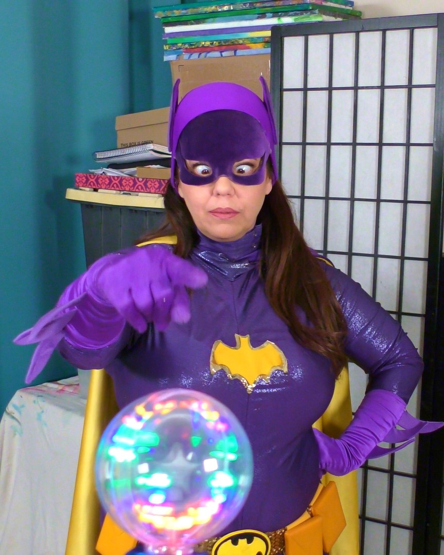 TracyTheTiger's tweet image. Sneek Peak to my new BatTracy video! 
#BatTracy #Batgirl #Superheroine #Hypnosis #Mesmerize #Trance #Fetish