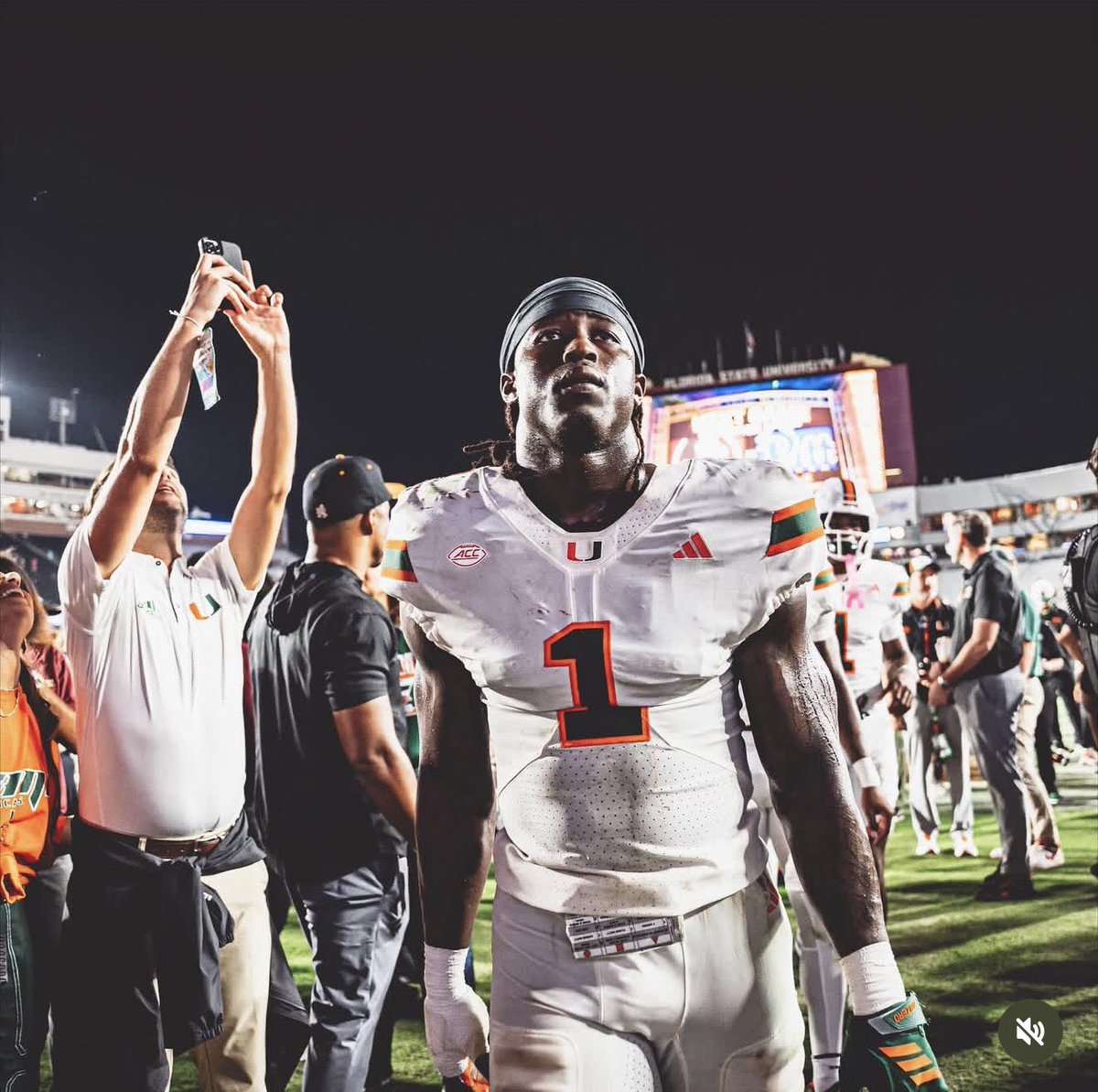 SportsRollo's tweet photo. Mohamed Toure vs A&amp;M

🙌 8 tackles
🙌 1PD
🙌64.4 PFF
🙌83.2 RDEF

🙌🙌Put his body on the line and made a game saving play🙌🙌 https://t.co/FoPMaoynId