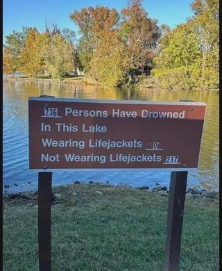 data_cyborg's tweet image. When you post increment too early
 #ProgrammerHumor
 #meme