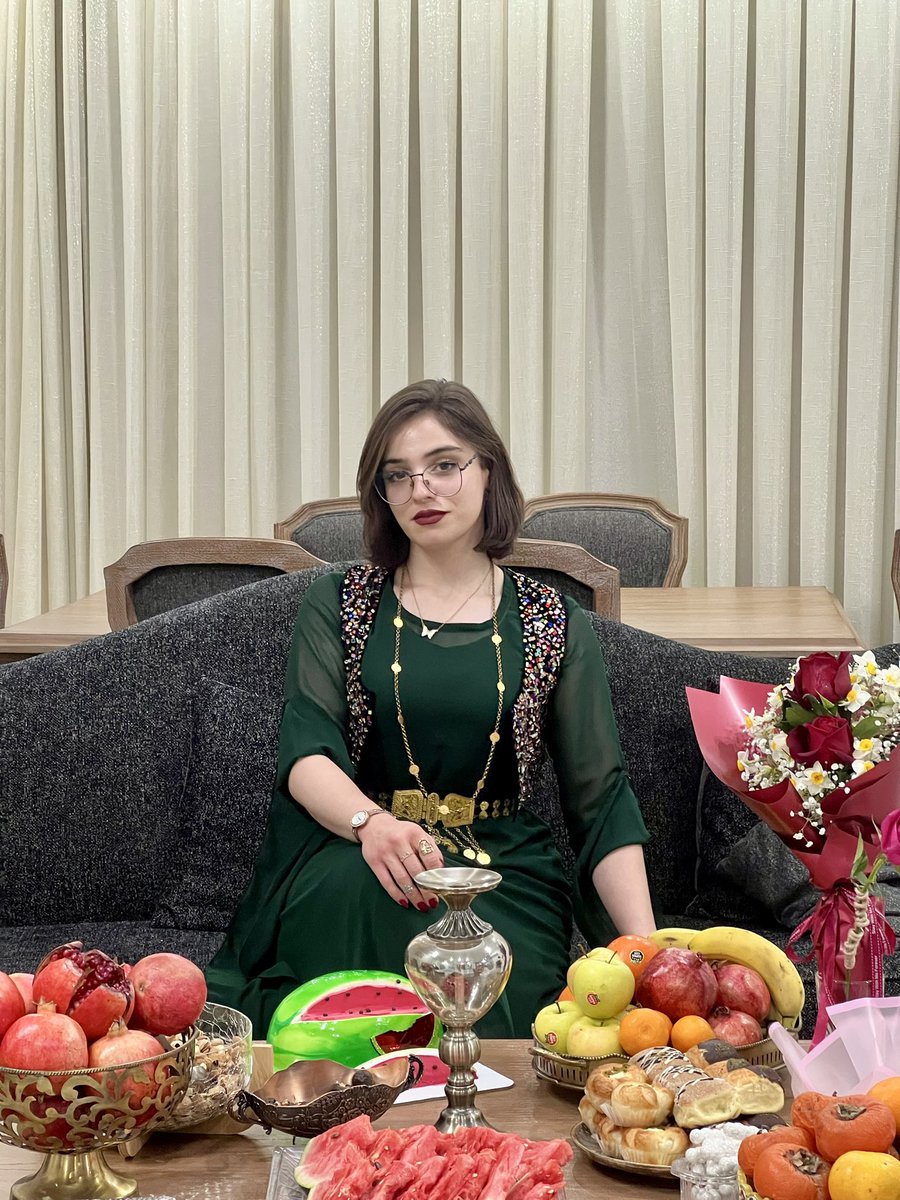 کامکوآت tweet media